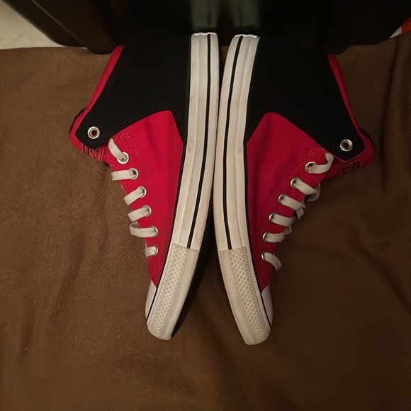 Converse high top sneaker - Picture 2 of 4